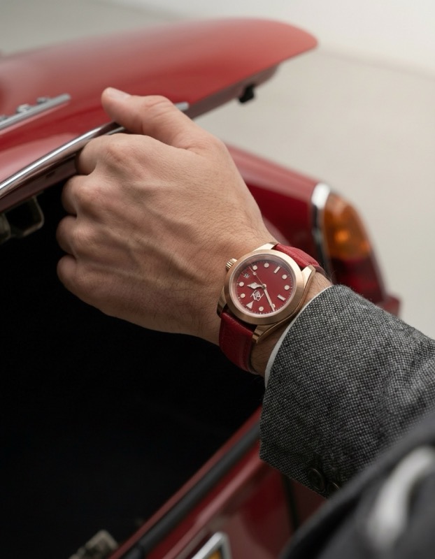Rey Watches — Red car